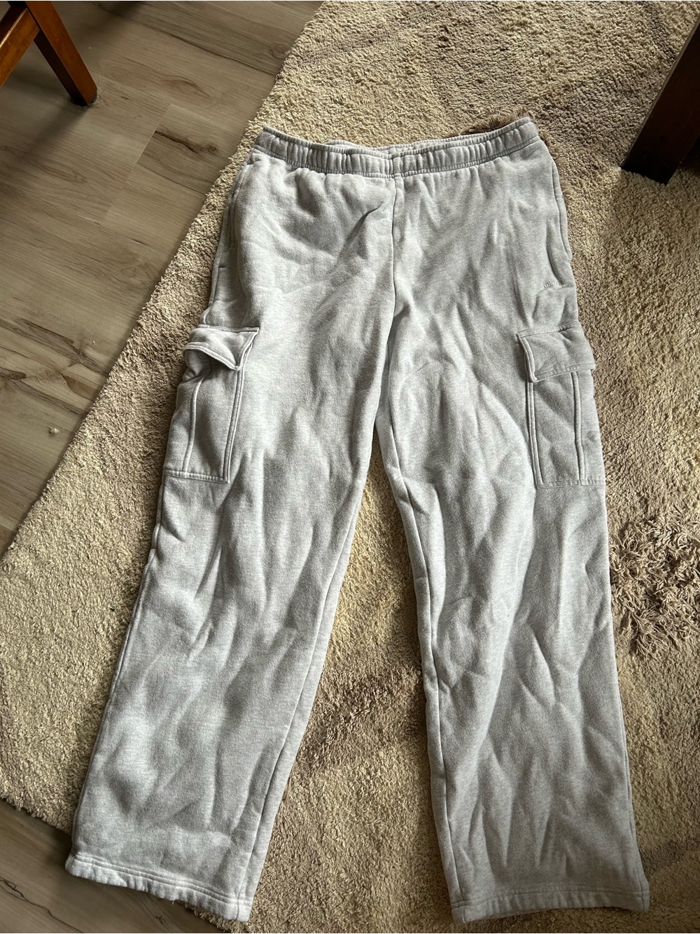 Aritzia Sweatfleece Light Gray Cargo Joggers